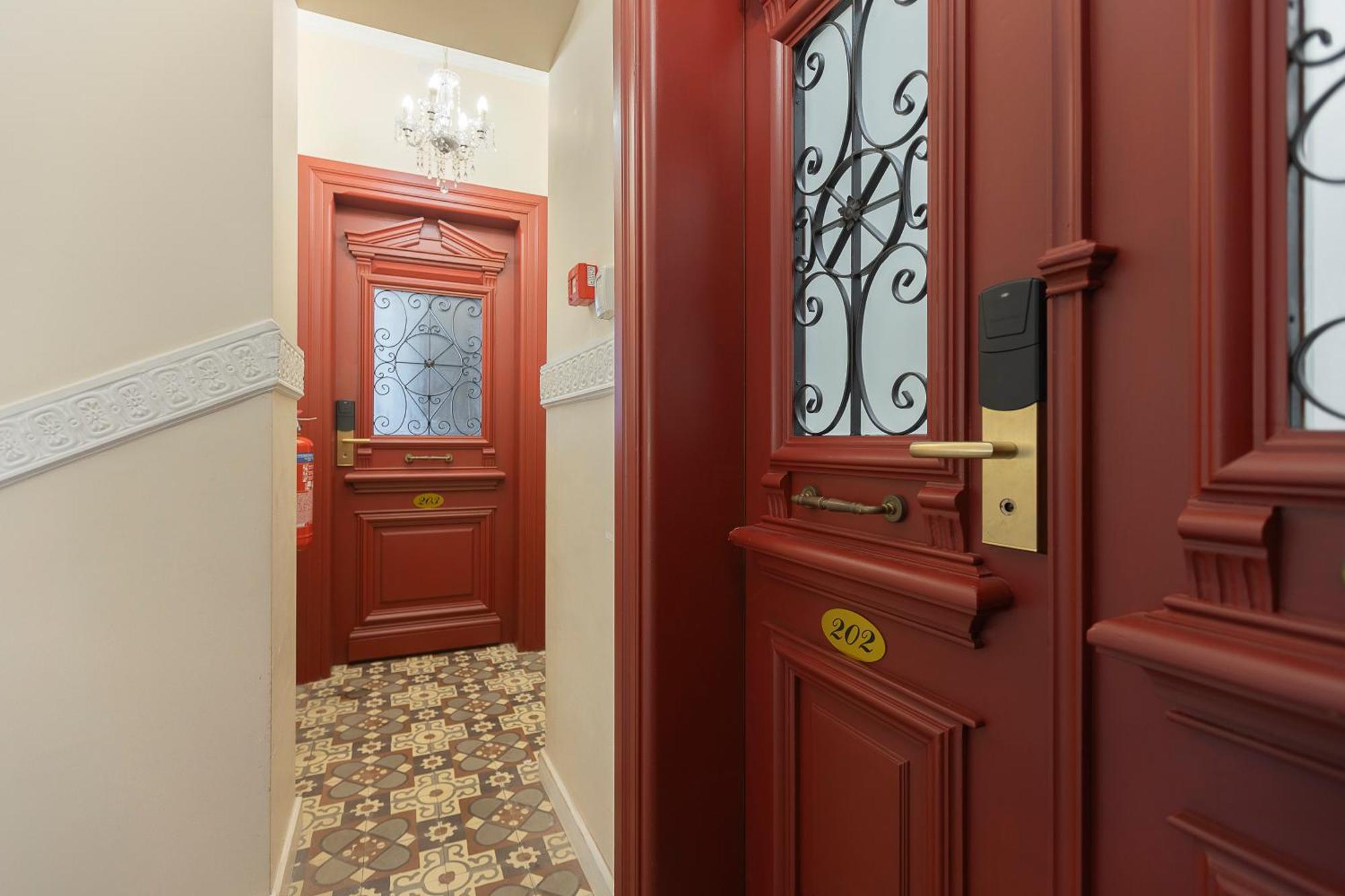 סלוניקי Gatto Perso Luxury Studio Apartments מראה חיצוני תמונה