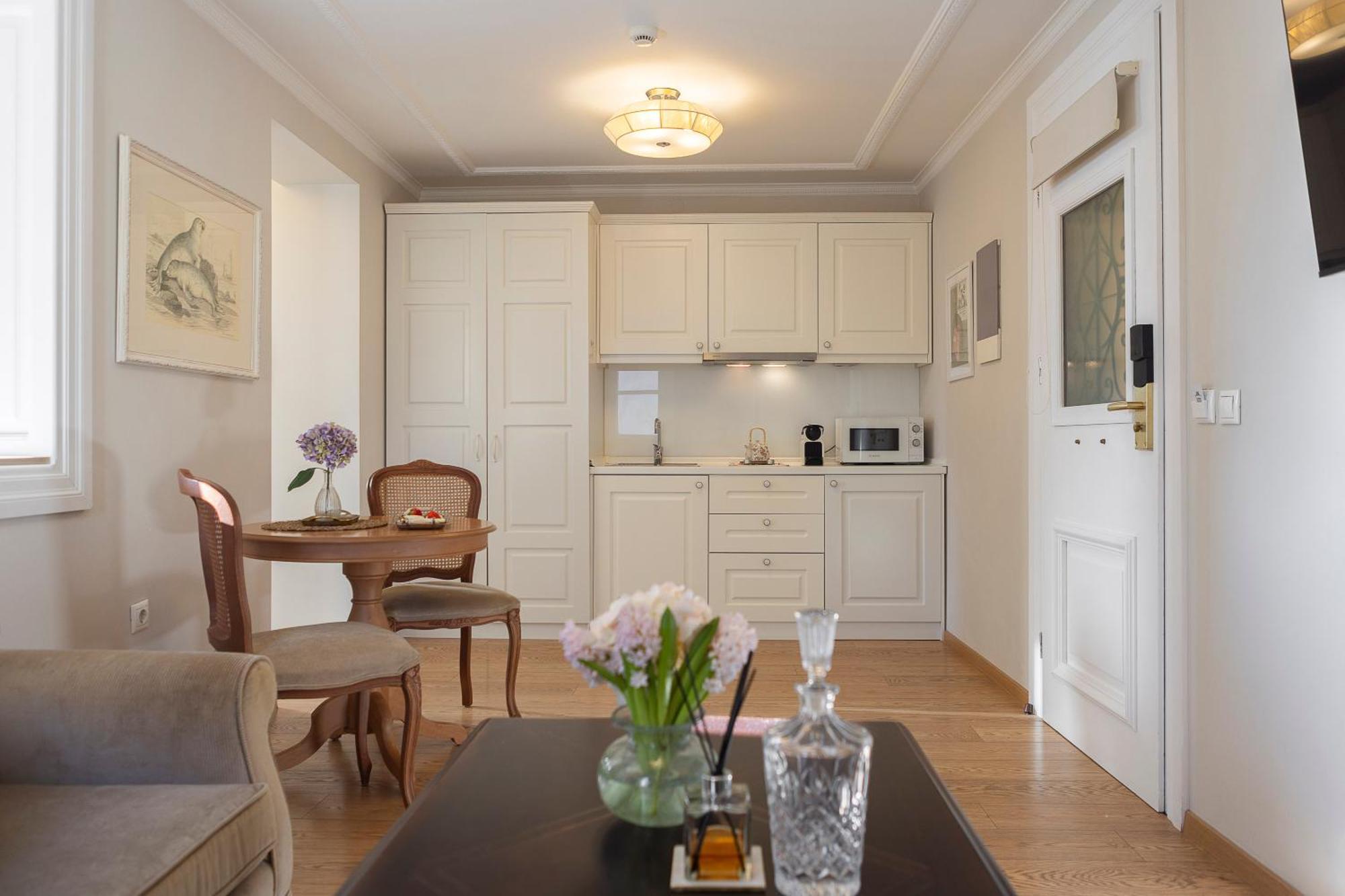 סלוניקי Gatto Perso Luxury Studio Apartments מראה חיצוני תמונה